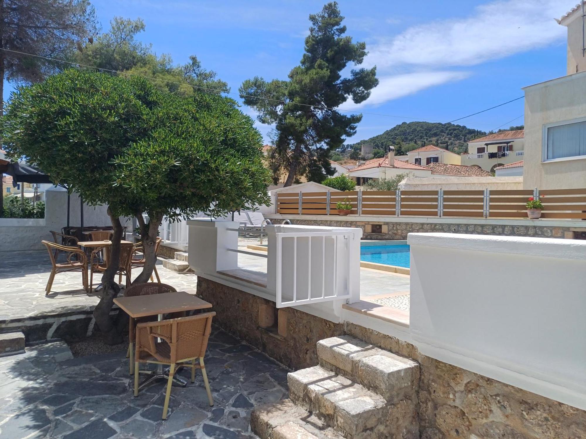 Villa Margarita Spétses Exterior foto